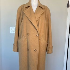 Albert Nipon  Long Top Coat Cashmere Wool size 4